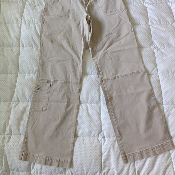 Columbia Sportswear cargo pants - Picture 6 of 7